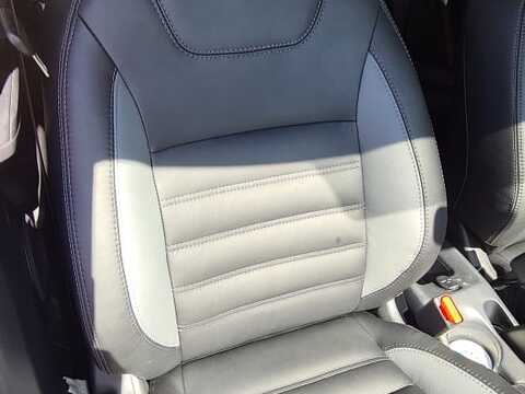 Nissan Kicks 2017 - Auto Leder - Revestimento em Couro - 17